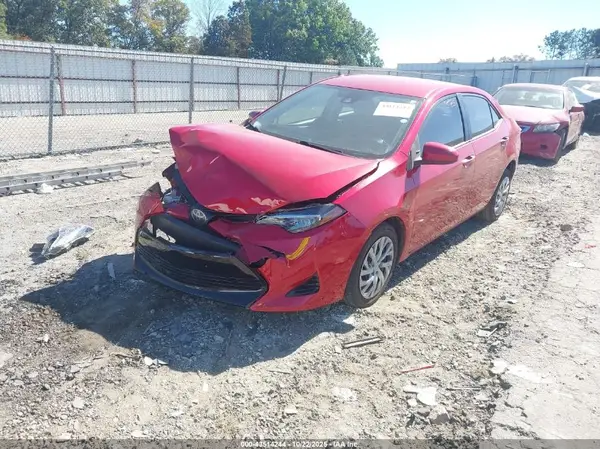 2T1BURHE2JC031548 2018 TOYOTA COROLLA - Image 2