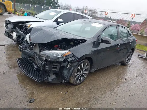2T1BURHE2JC031968 2018 TOYOTA COROLLA - Image 2