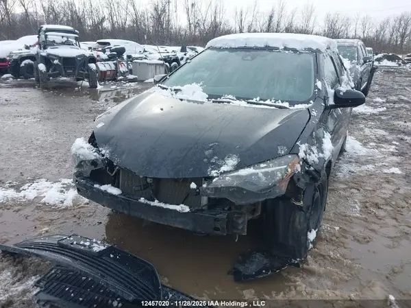 2T1BURHE2JC034904 2018 TOYOTA COROLLA - Image 2
