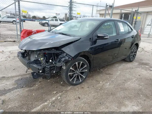 2T1BURHE2JC035471 2018 TOYOTA COROLLA - Image 2