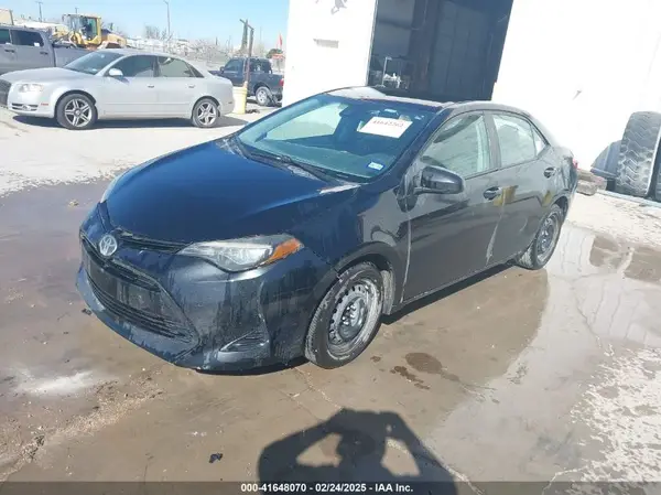 2T1BURHE2JC036166 2018 TOYOTA COROLLA - Image 2