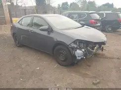 2T1BURHE2JC037883 2018 TOYOTA COROLLA