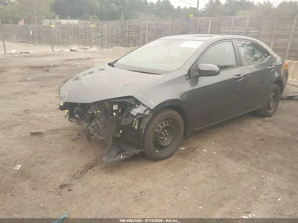 2T1BURHE2JC037883 2018 TOYOTA COROLLA - Image 2