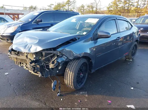 2T1BURHE2JC040153 2018 TOYOTA COROLLA - Image 2