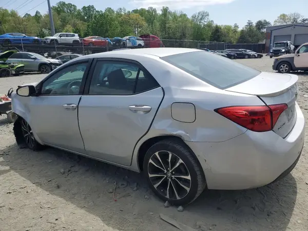 2T1BURHE2JC041593 2018 TOYOTA COROLLA - Image 2