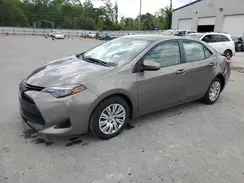 2T1BURHE2JC043778 2018 TOYOTA COROLLA