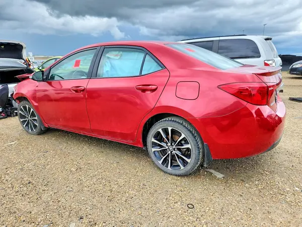2T1BURHE2JC044588 2018 TOYOTA COROLLA - Image 2