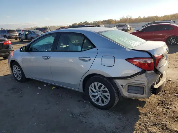 2T1BURHE2JC046714 2018 TOYOTA COROLLA - Image 2