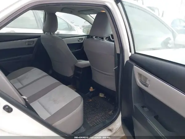 2T1BURHE2JC047135 2018 TOYOTA COROLLA - Image 8