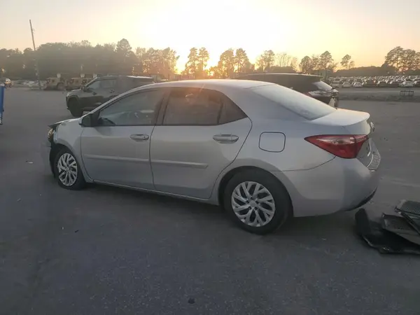 2T1BURHE2JC049659 2018 TOYOTA COROLLA - Image 2