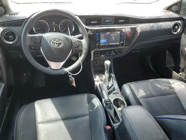 2T1BURHE2JC051413 2018 TOYOTA COROLLA - Image 8