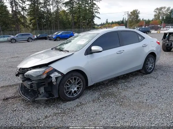 2T1BURHE2JC052609 2018 TOYOTA COROLLA - Image 2