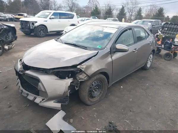 2T1BURHE2JC053565 2018 TOYOTA COROLLA - Image 2