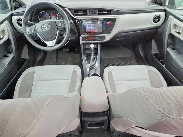 2T1BURHE2JC054215 2018 TOYOTA COROLLA - Image 8