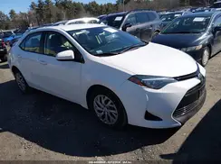 2T1BURHE2JC054621 2018 TOYOTA COROLLA