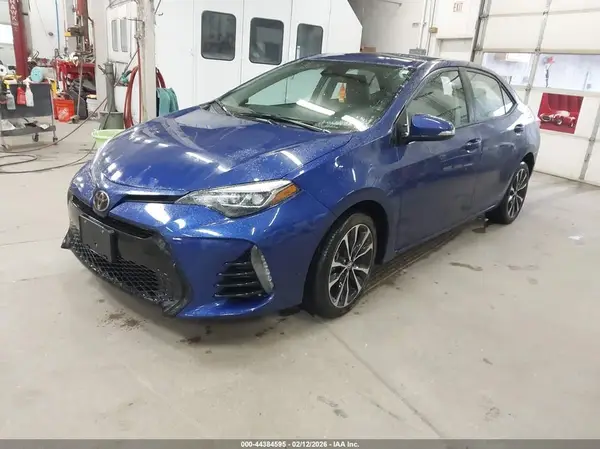 2T1BURHE2JC056708 2018 TOYOTA COROLLA - Image 2
