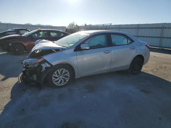 2T1BURHE2JC058362 2018 TOYOTA COROLLA - Image 1
