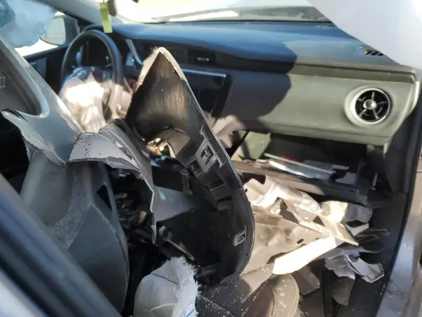 2T1BURHE2JC058362 2018 TOYOTA COROLLA - Image 8