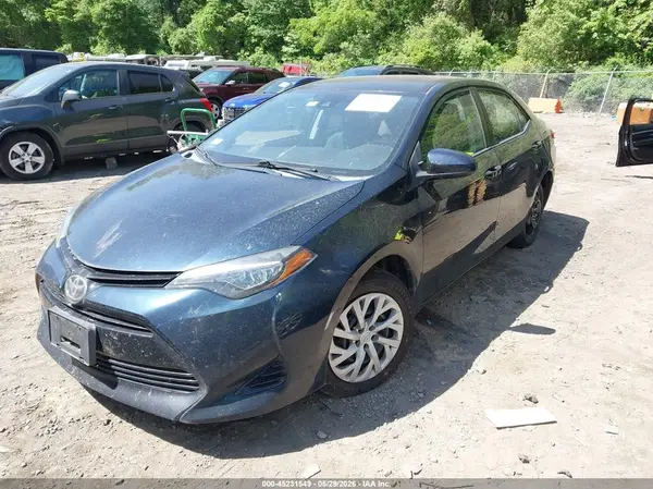 2T1BURHE2JC060998 2018 TOYOTA COROLLA - Image 2