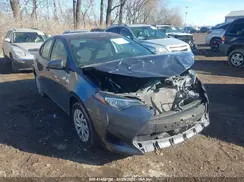 2T1BURHE2JC061052 2018 TOYOTA COROLLA