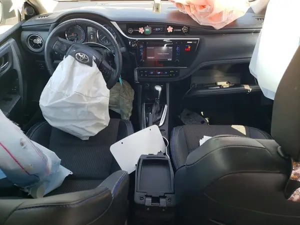 2T1BURHE2JC065070 2018 TOYOTA COROLLA - Image 8