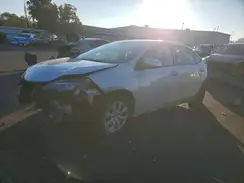2T1BURHE2JC065165 2018 TOYOTA COROLLA