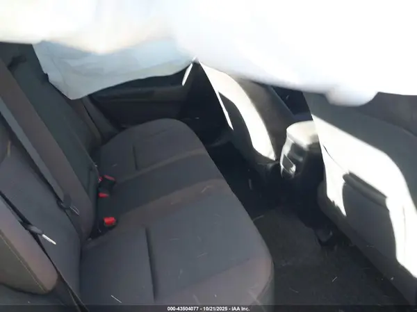 2T1BURHE2JC067806 2018 TOYOTA COROLLA - Image 8