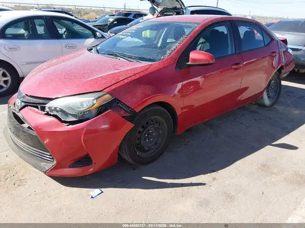 2T1BURHE2JC070351 2018 TOYOTA COROLLA - Image 2