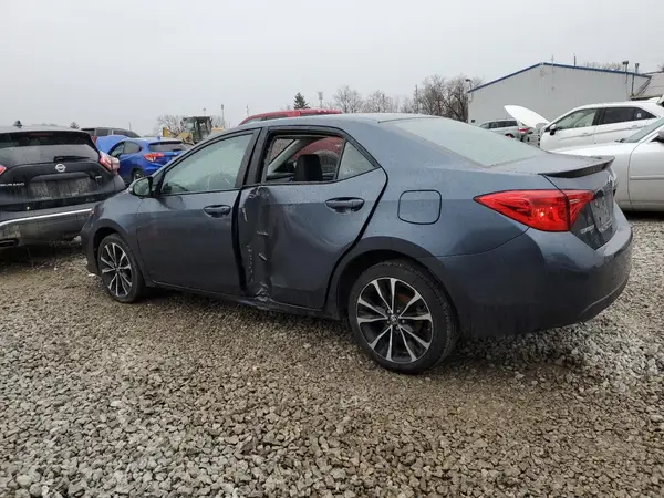 2T1BURHE2JC070656 2018 TOYOTA COROLLA - Image 2