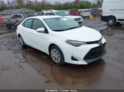 2T1BURHE2JC071256 2018 TOYOTA COROLLA