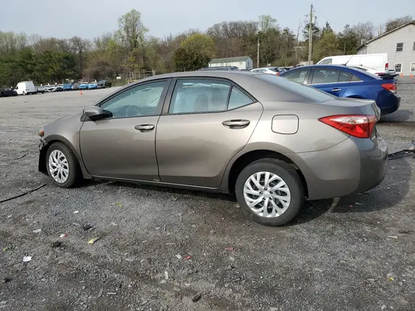 2T1BURHE2JC072181 2018 TOYOTA COROLLA - Image 2