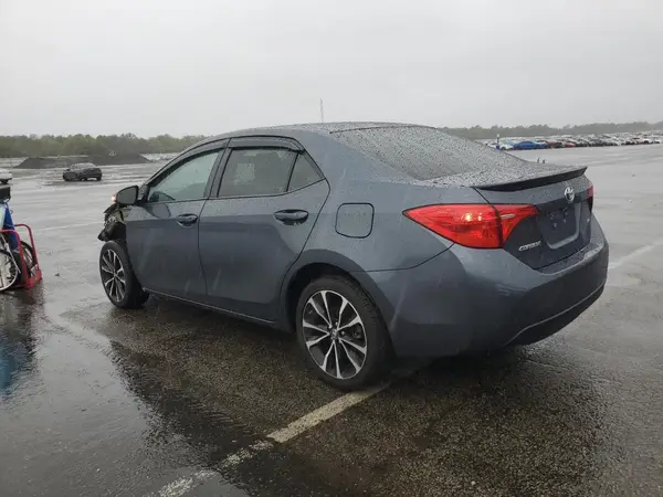 2T1BURHE2JC072777 2018 TOYOTA COROLLA - Image 2