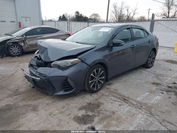 2T1BURHE2JC077669 2018 TOYOTA COROLLA - Image 2