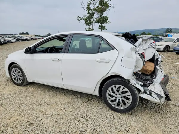2T1BURHE2JC079356 2018 TOYOTA COROLLA - Image 2