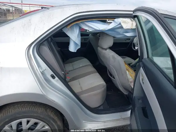 2T1BURHE2JC080216 2018 TOYOTA COROLLA - Image 8