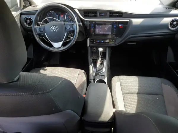 2T1BURHE2JC080510 2018 TOYOTA COROLLA - Image 8