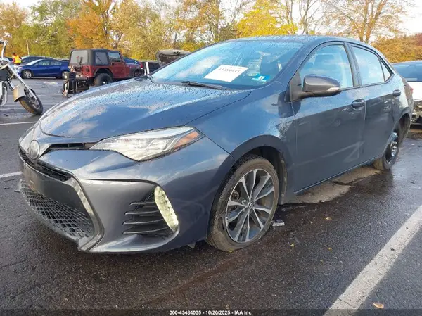 2T1BURHE2JC081754 2018 TOYOTA COROLLA - Image 2