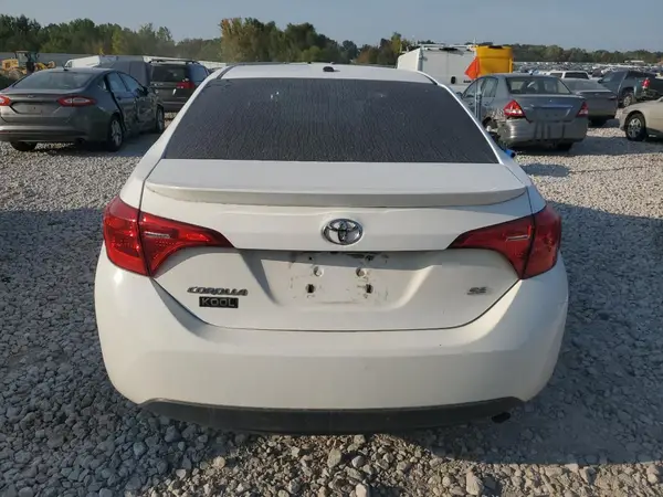 2018 TOYOTA COROLLA auction photo 6