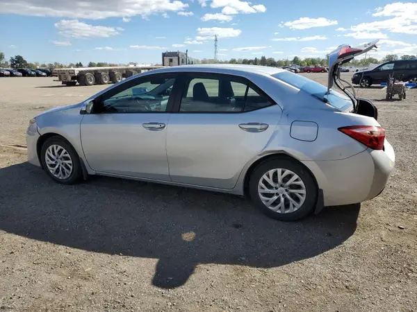 2T1BURHE2JC084458 2018 TOYOTA COROLLA - Image 2