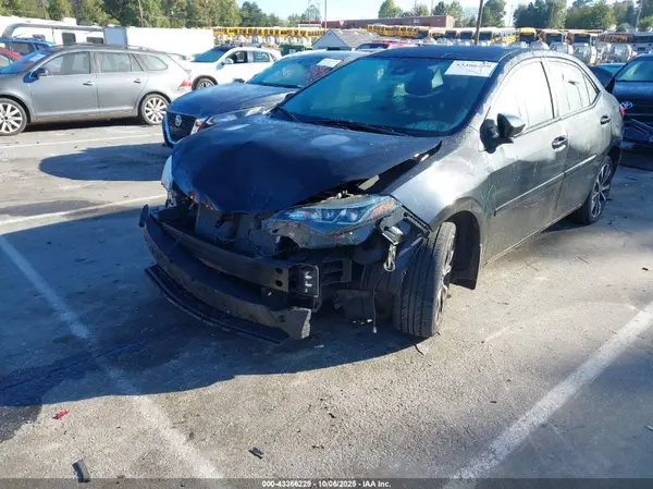 2T1BURHE2JC085075 2018 TOYOTA COROLLA - Image 2