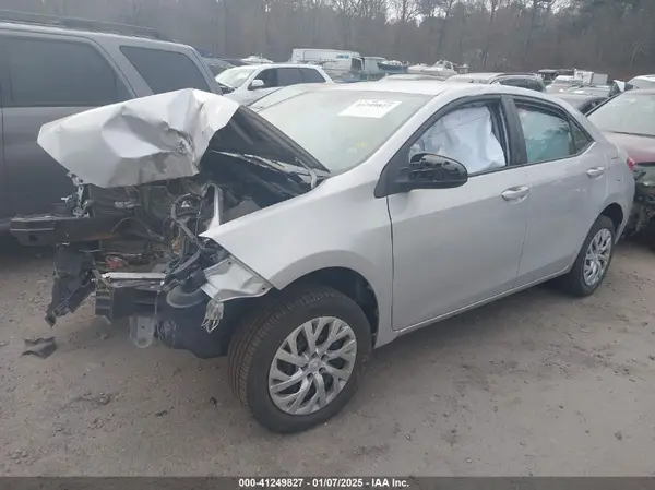 2T1BURHE2JC086663 2018 TOYOTA COROLLA - Image 2