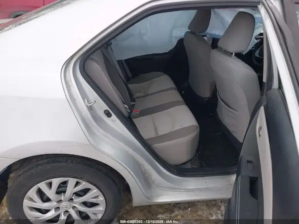 2T1BURHE2JC087618 2018 TOYOTA COROLLA - Image 8