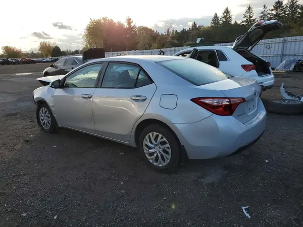 2T1BURHE2JC090714 2018 TOYOTA COROLLA - Image 2