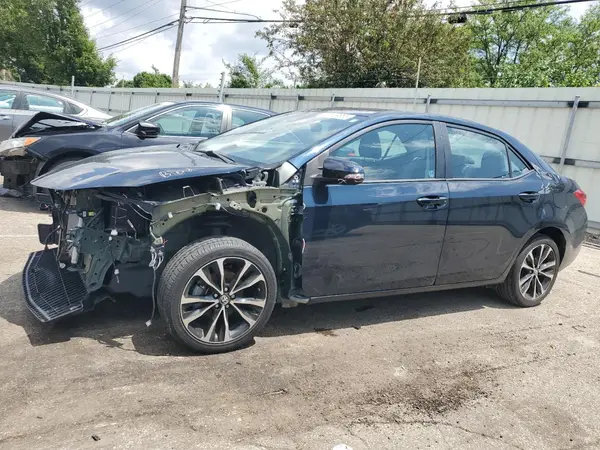 2T1BURHE2JC098666 2018 TOYOTA COROLLA - Image 1