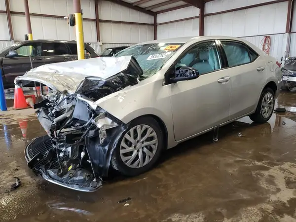 2T1BURHE2JC100884 2018 TOYOTA COROLLA - Image 1