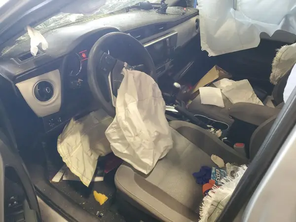 2T1BURHE2JC100884 2018 TOYOTA COROLLA - Image 8