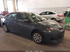 2T1BURHE2JC105972 2018 TOYOTA COROLLA