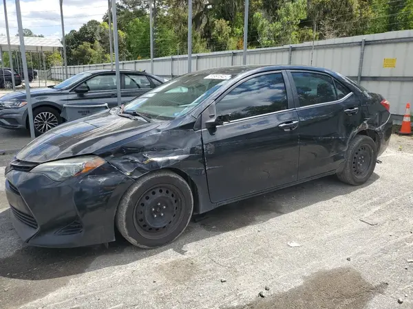2T1BURHE2JC106037 2018 TOYOTA COROLLA - Image 1