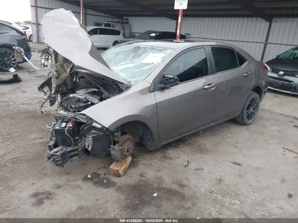 2T1BURHE2JC106636 2018 TOYOTA COROLLA - Image 2