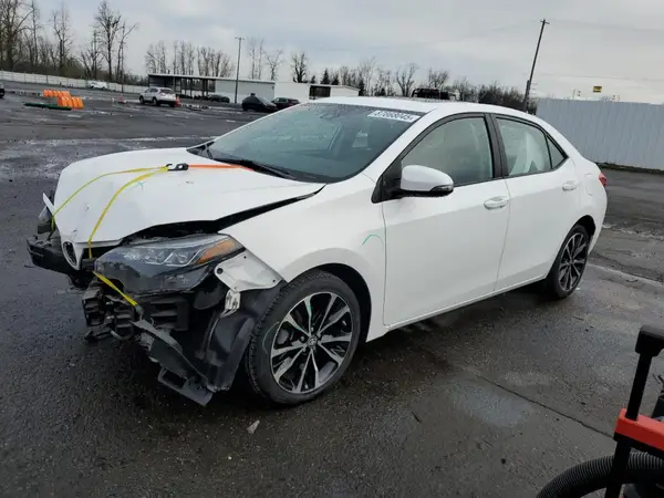 2T1BURHE2JC107110 2018 TOYOTA COROLLA - Image 1